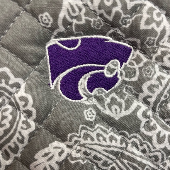 🆕 Vera Bradley Kansas State K-State Wildcat Collegiate RFID Front Zip Wristlet - Picture 3 of 5